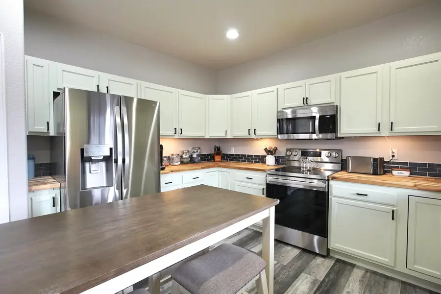 661 7th Street, Evansville, WY 82636 - #2