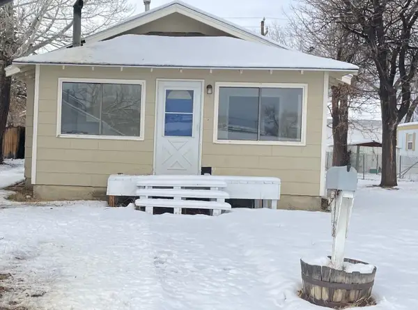 413 E Maple Street, Rawlins, WY 82301-4459