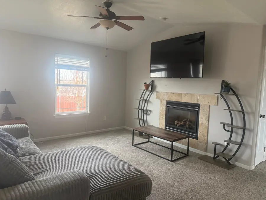 609 Olive Circle, Rawlins, WY 82301 - #3