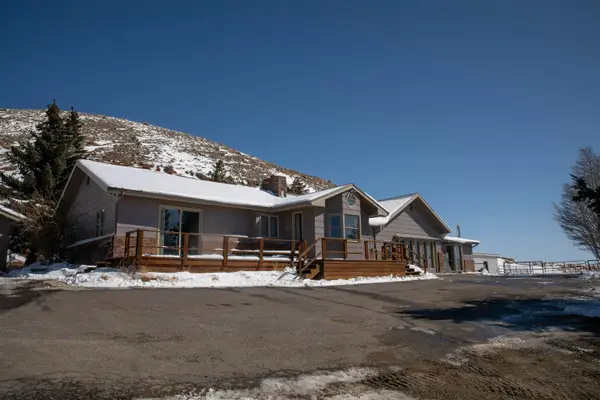608 Cliff Drives, Dubois, WY 82513