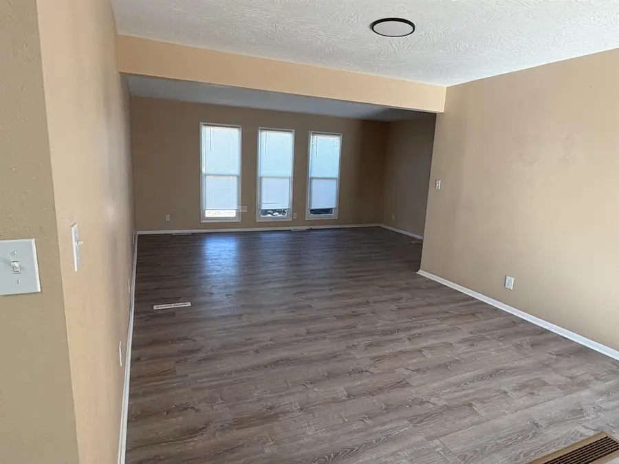 409 Emerald ST, Rock Springs, WY 82901 - #2