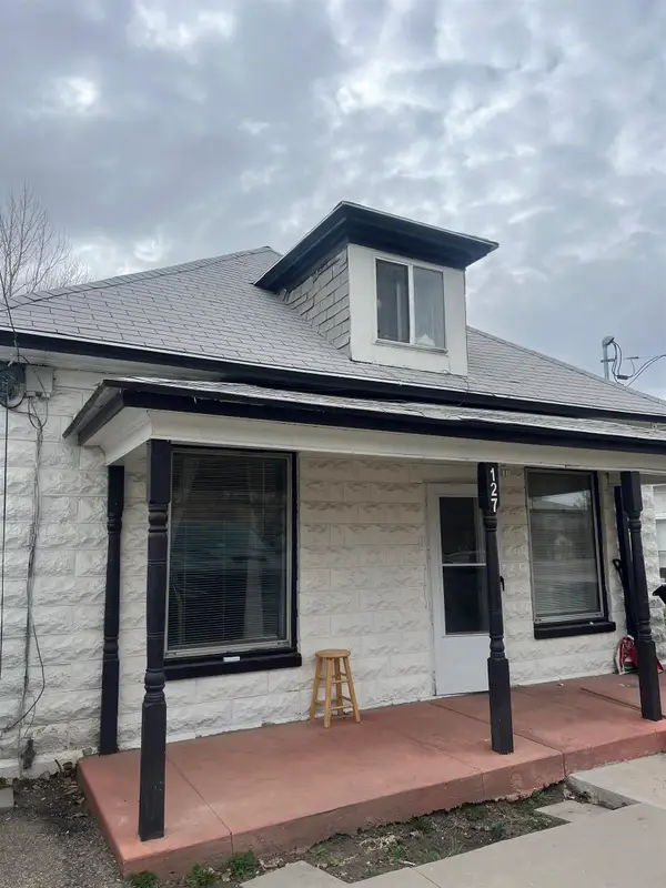 127 County Rd, Evanston, WY 82930