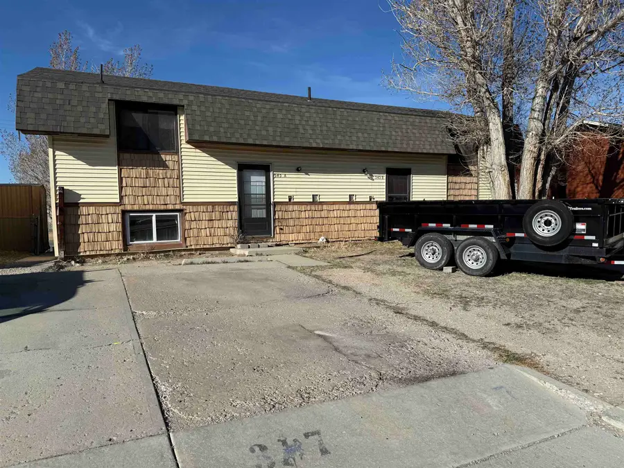 345 Anvil Dr, Green River, WY 82935 - #2