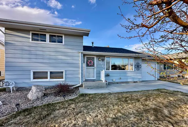 1313 Russell Avenue, Worland, WY 82401-2239