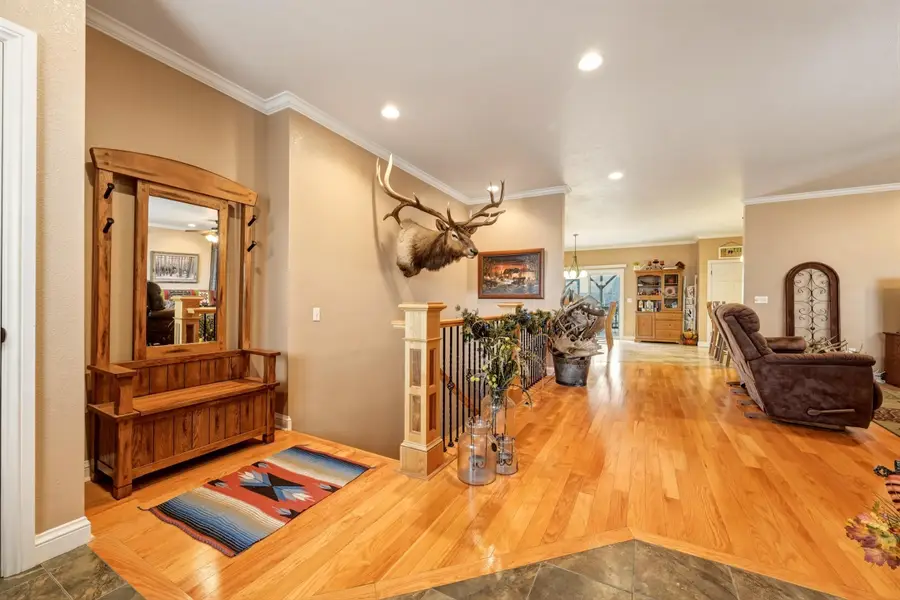 543 N Pinnacle Drive, Buffalo, WY 82834-0000 - #2