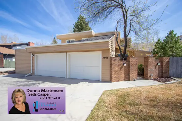3911 S Oak ST, Casper, WY 82601