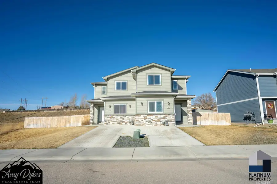 680 Badger, Mills, WY 82644 - #2