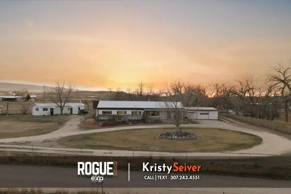 650 Happy Glen Lane, Evansville, WY 82636