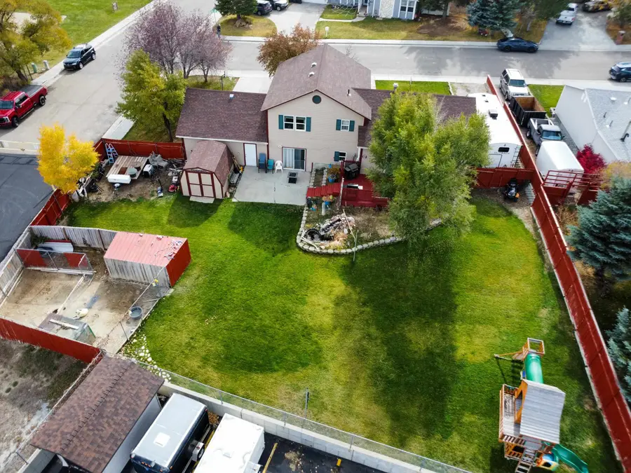 195 Grand View Dr, Green River, WY 82935 - #2