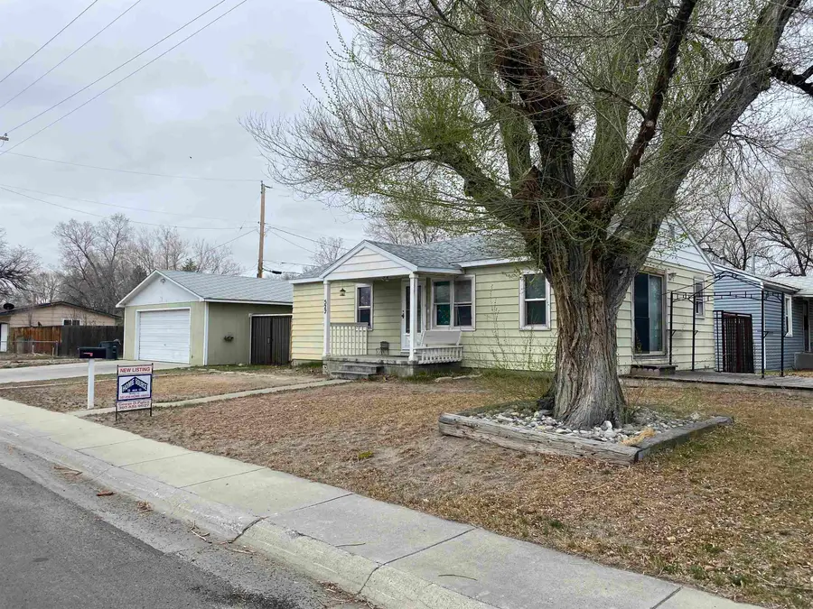 522 N 12th E, Riverton, WY 82501 - #3