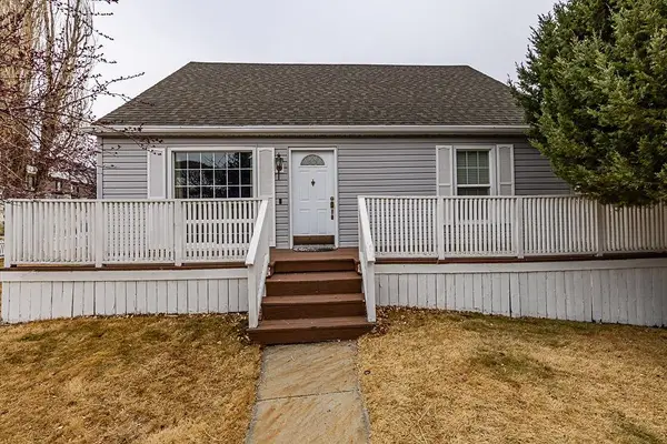 1915 S Carolina Dr, Green River, WY 82935-5705