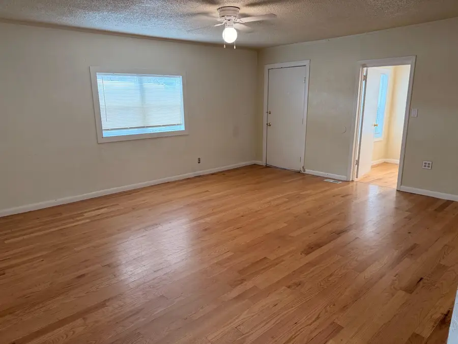 447 N Washington Street, Casper, WY 82601 - #3