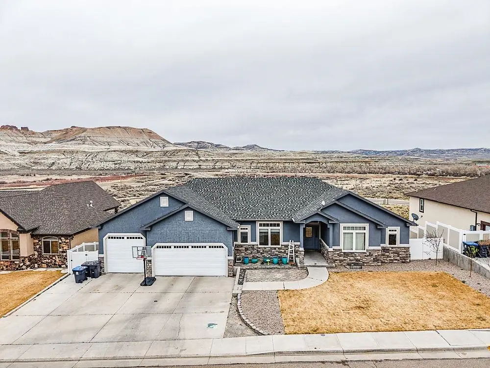 2340 Alexandra Cir, Green River, WY 82935 - #1