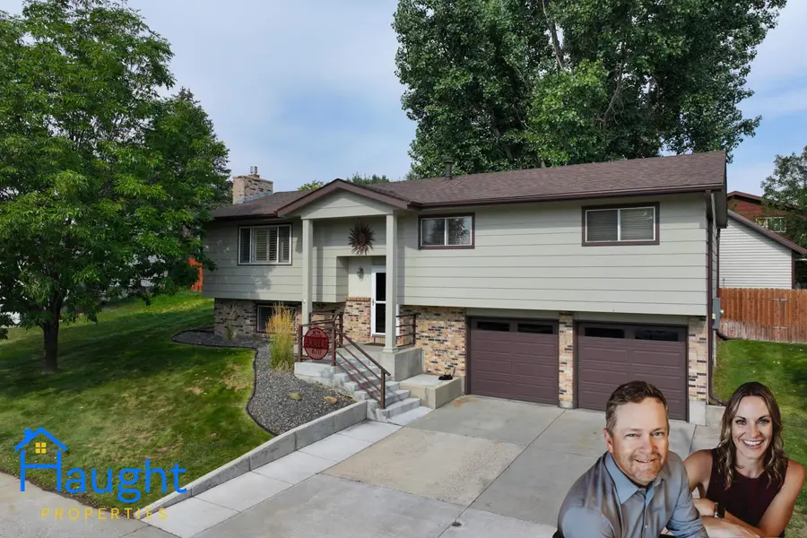 670 N Wind River Drive, Douglas, WY 82633 - #3