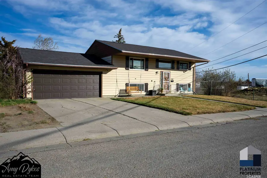 900 S Forest Drive, Casper, WY 82609 - #2