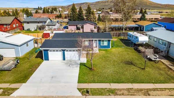 196 Lupine Dr, Evanston, WY 82930