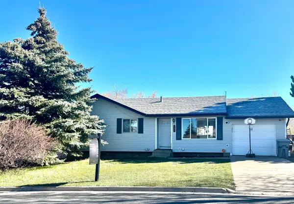 412 Herschler Avenue, Evanston, WY 82930-5409