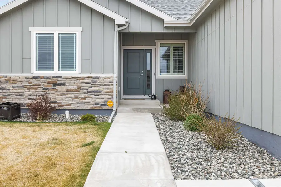 2862 Heathrow Avenue, Casper, WY 82609 - #2