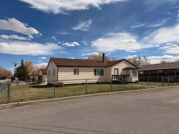 36 Hawthorne, Mountain View, WY 82939