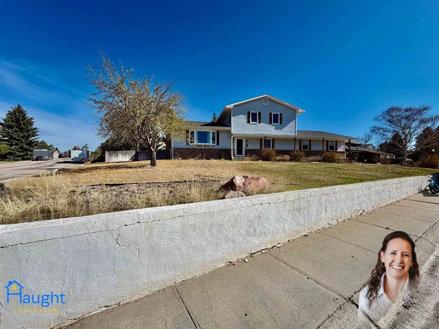 615 Lincoln Way, Lusk, WY 82225 - #3