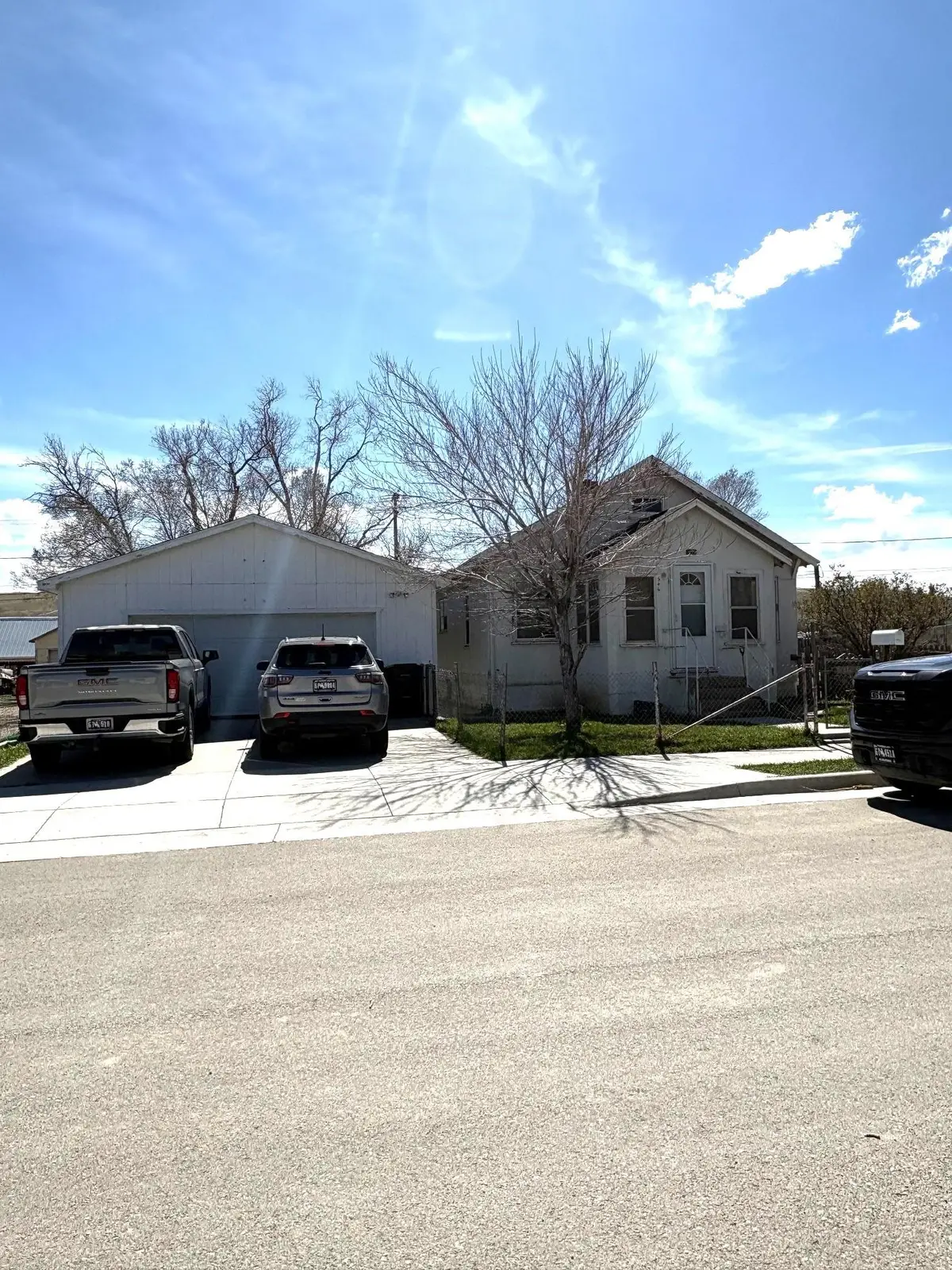546 W State ST, Rawlins, WY 82301 - #1