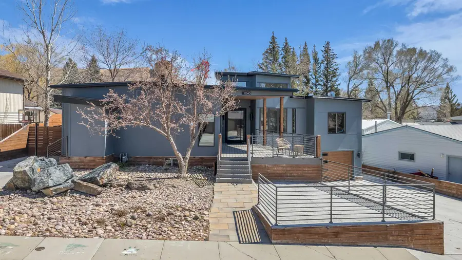 1040 Trona Dr, Green River, WY 82935 - #3