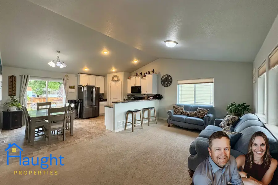 930 Flicker Street, Douglas, WY 82633 - #2