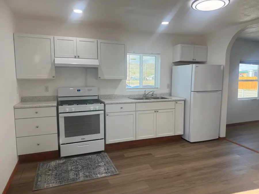 313 Pershing Street, Rawlins, WY 82301 - #2