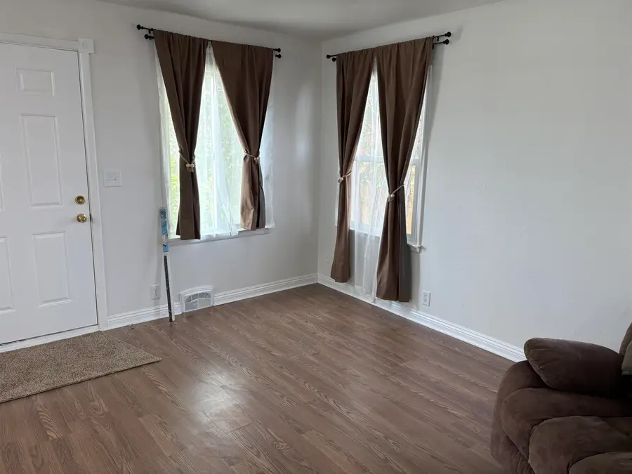 808 E Adams Ave, Riverton, WY 82501 - #3