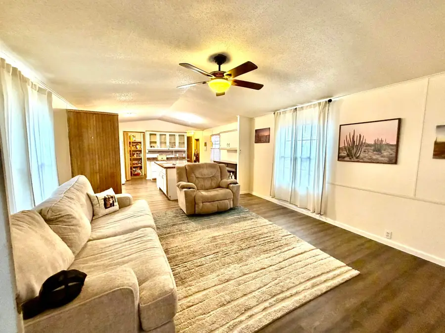 105 E Railroad Avenue, Fort Laramie, WY 82212 - #2