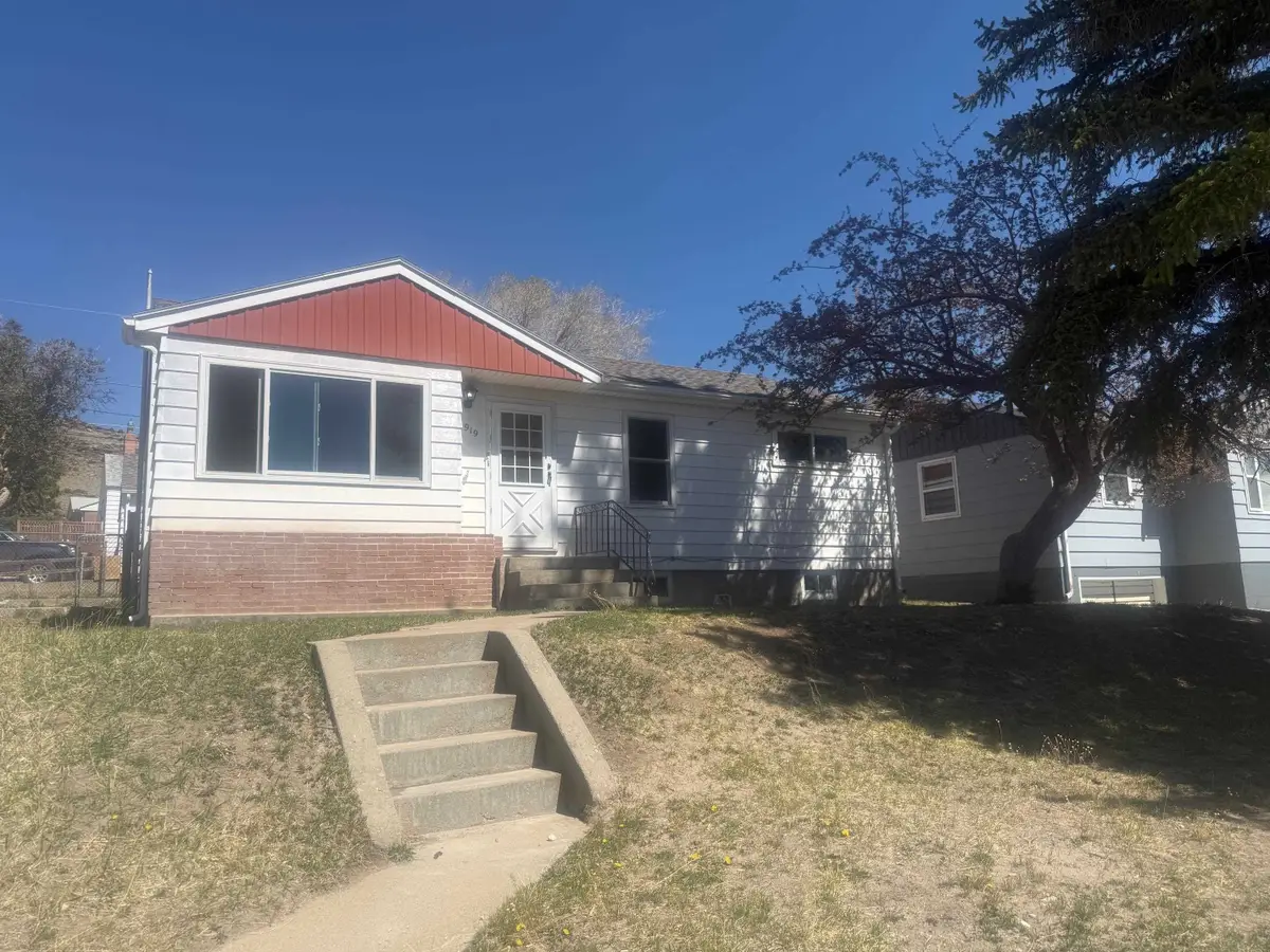 919 High Street, Rawlins, WY 82301 - #1