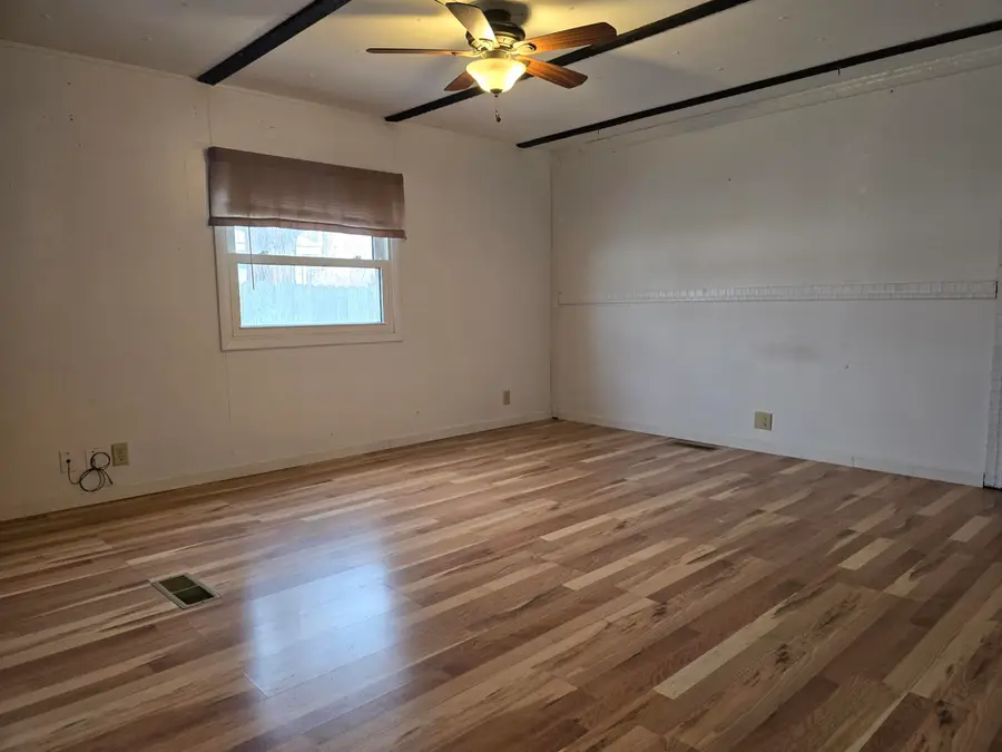 785 W Chugwater St, Guernsey, WY 82214 - #2