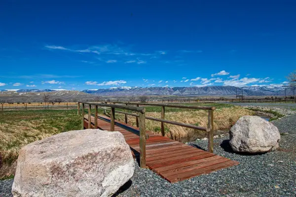 3646 lane 32 1/2, Shell, WY 82441