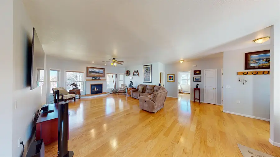 355 Waterfowl Way, Lander, WY 82520 - #2