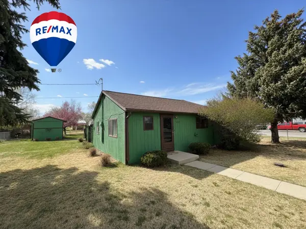 689 N 5th St, Lander, WY 82520