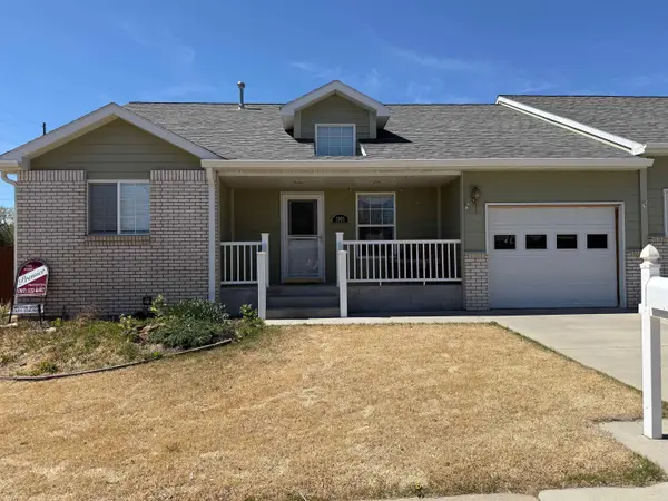 2902 W B Street, Torrington, WY 82240