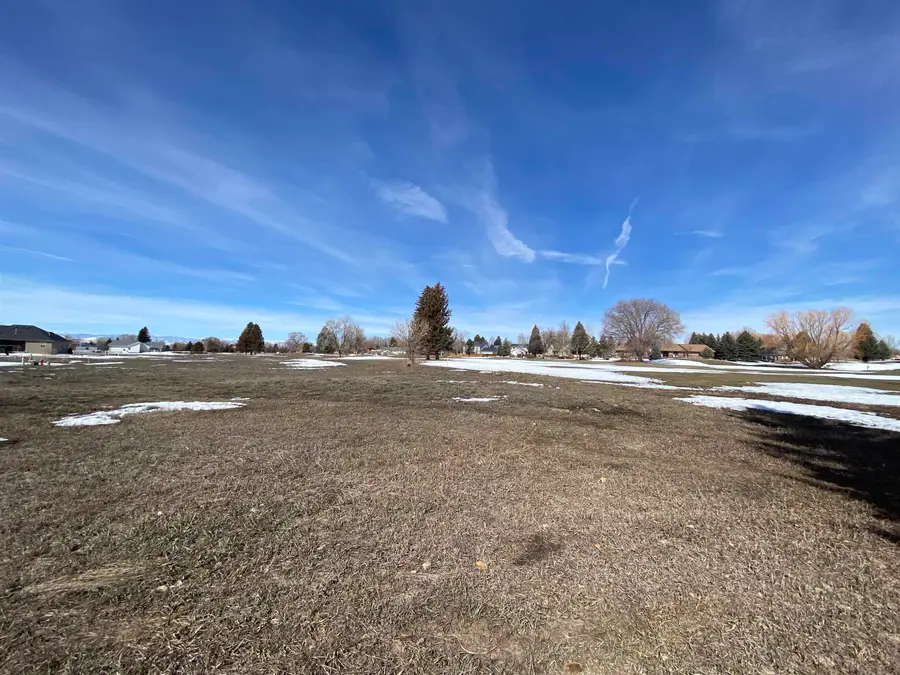 000 Pebble Beach Dr-Lot 12, Riverton, WY 82501-3342 - #2