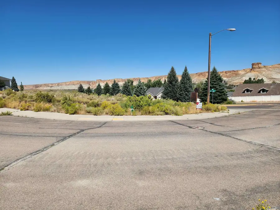 100 Collier Circle, Green River, WY 82935-4937 - #2