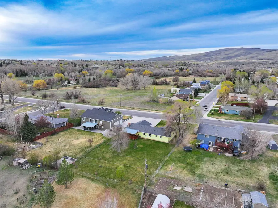 750 Fremont Street, Lander, WY 82520 - #2