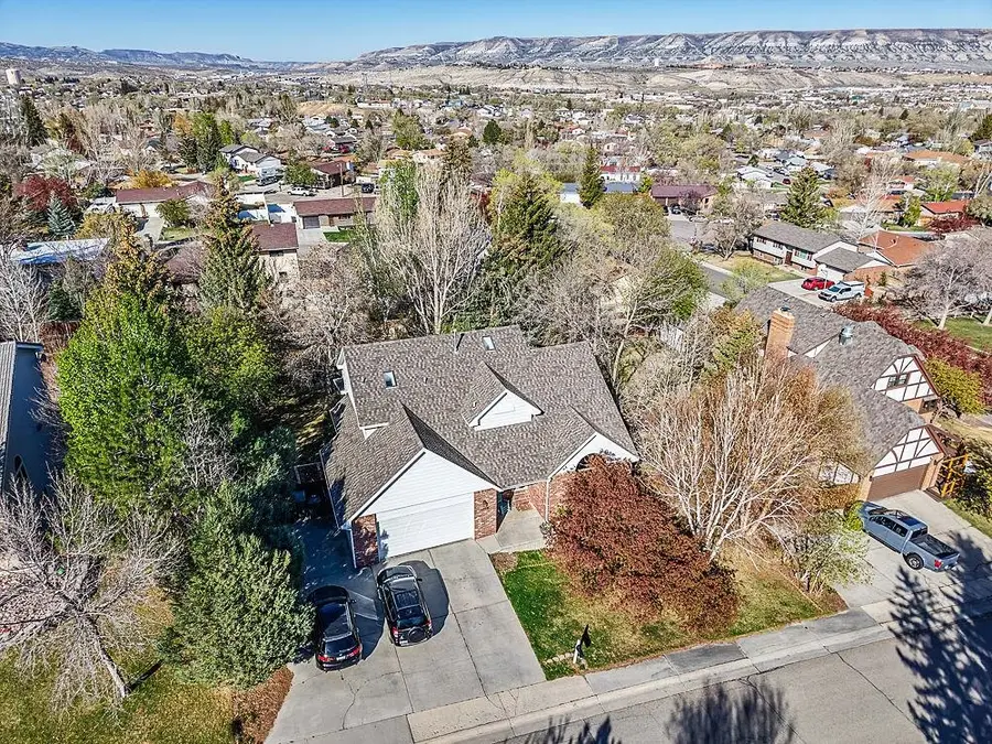 1908 Parkview Ave., Rock Springs, WY 82901-6744 - #2