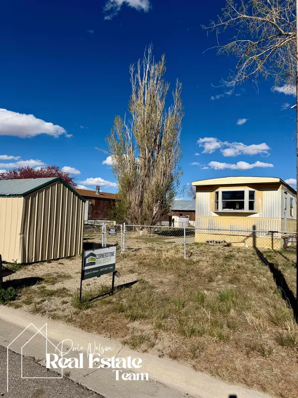 601 Harding Avenue, Mills, WY 82644