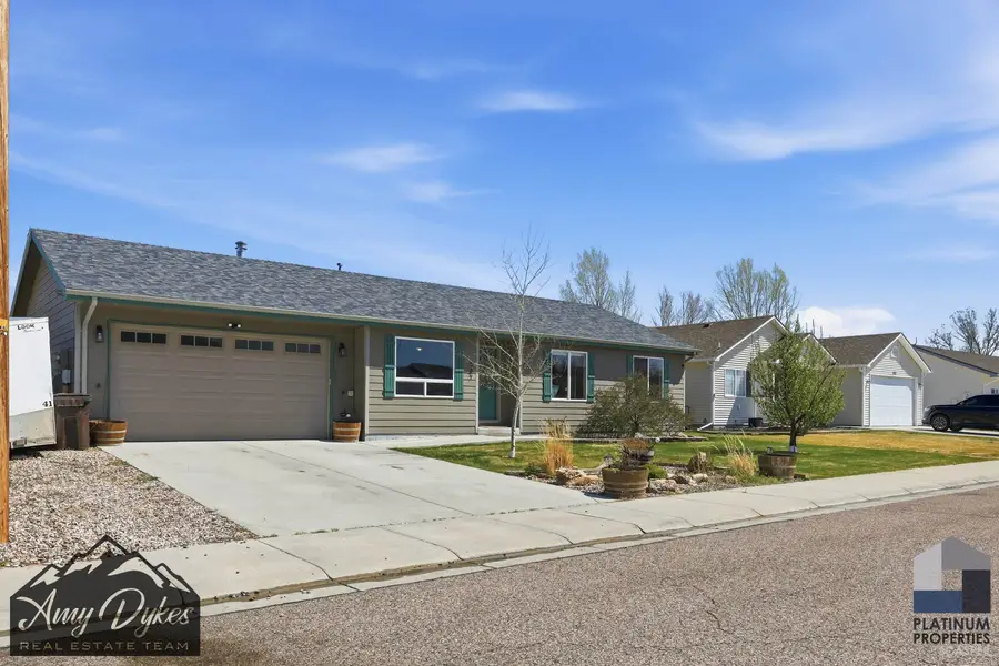 647 Wagon Trail, Evansville, WY 82636 - #2