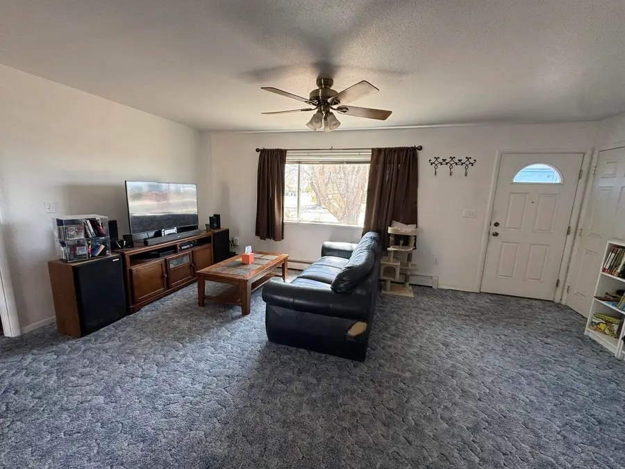 380 W Monroe Avenue, Riverton, WY 82501 - #3