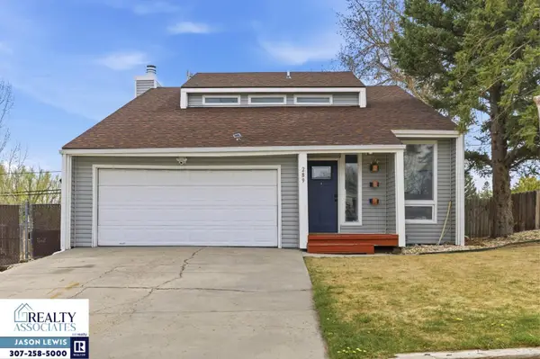 289 Daffodil Street, Casper, WY 82604