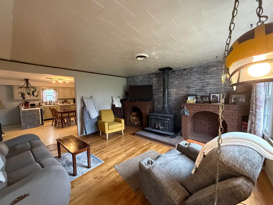 1024 Warren Street, Thermopolis, WY 82443 - #3