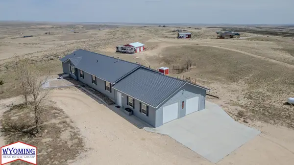 11302 Ridgeview Rd, Evansville, WY 82636