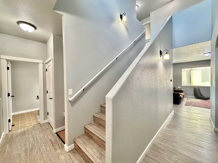 945 Flicker Street, Douglas, WY 82633 - #2