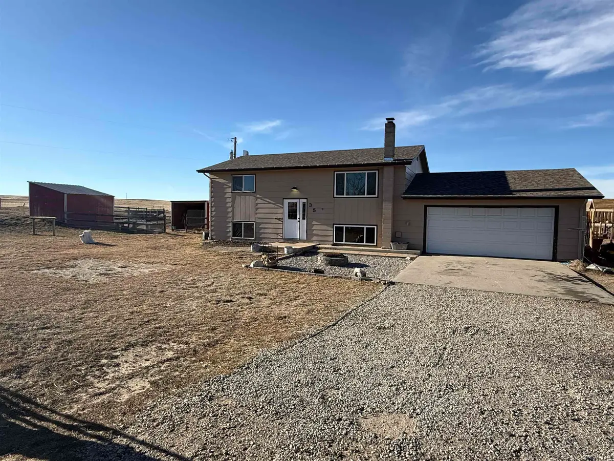 35 Cougar Rd, Rolling Hills, WY 82637 - #1