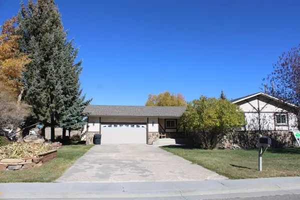 1309 Garnet, Kemmerer, WY 83101