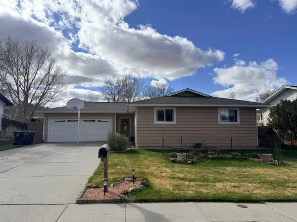 365 Greasewood Street, Green River, WY 82935